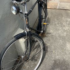 1930s humber men's bike push button bell. Brooks saddle. 3 speed  Gears