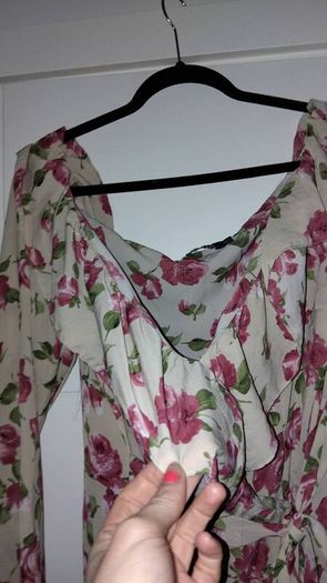 Boohoo Floral dress