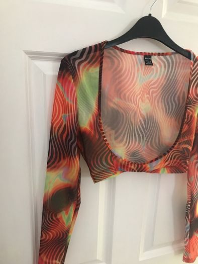 crop top