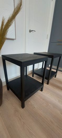 2x Black Side Tables / Bedside Lockers