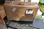 Vintage Suitcase (25129)