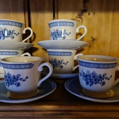 cups & saucers