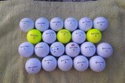 22 Taylormade RBZ Golf balls mix