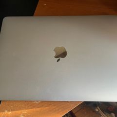 MacBook Pro 2020 i7 in excellent condition