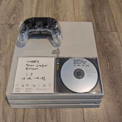 PS4 Pro White 1TB - Jailbroken