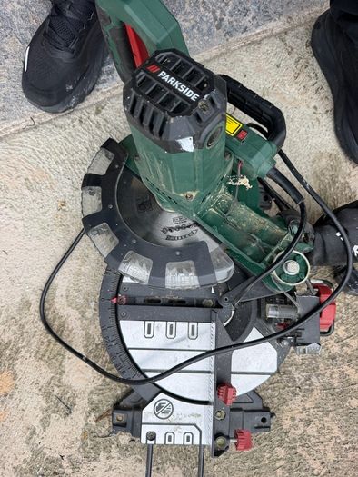 Mitre Saw damaged but working