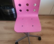 Kids swivel chair
