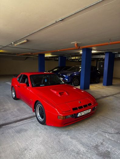 Porsche 924 Carrera GT Replica