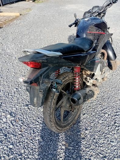 cb 125 f 2017@ ybr 125 2014 gs 500 parts