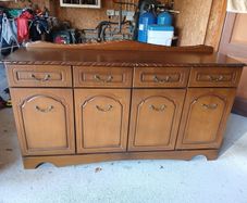 Mahogony sideboard