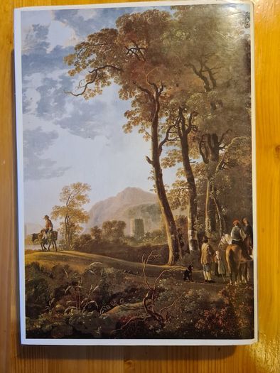 The Royal Heritage.  The Story Of Britain's  Royal Builders And Collectors.  Beautiful Illustrations LARGE VOLUME  IN GOOD CONDITION. In 360pages.