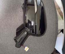 Kia Sorrento RHS Mirror Pearl Blavk