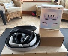 Meta Quest 3 512GB; Boxed, Hardly Used, Extras Included
