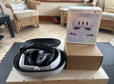 Meta Quest 3 512GB; Boxed, Hardly Used, Extras Included