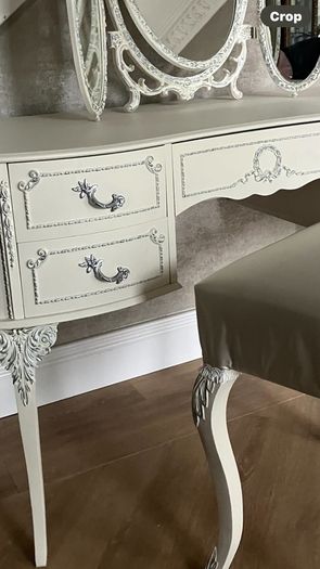 Dressing table