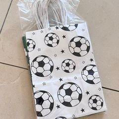 Football theme paper gift bags, 10pcs, new