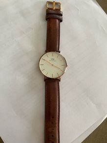 Daniel Wellington watch.