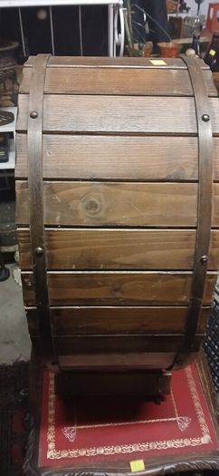 wine cabinet