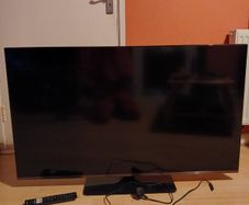 50" Walker Smart Television