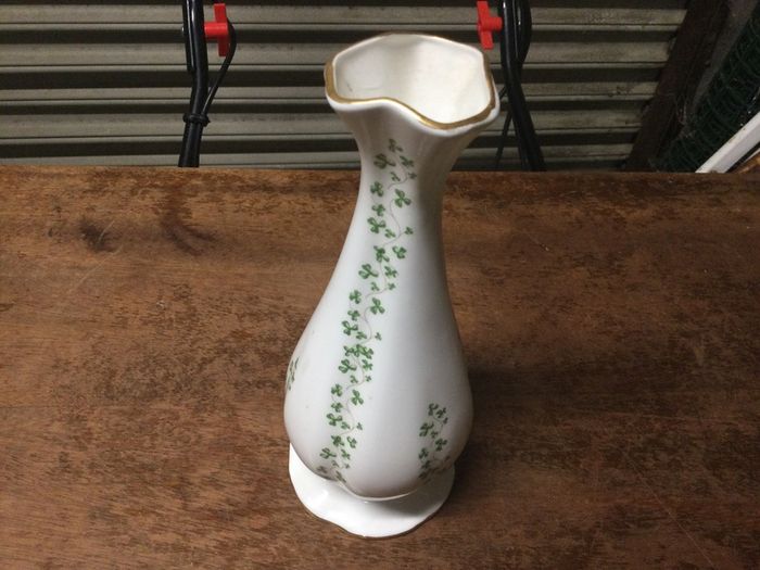 Vase ( Royal Tara). ( Reduced)