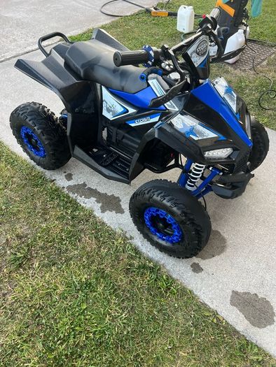 Renegade 1100w 48v electric quad