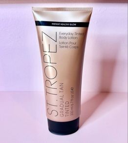 St. Tropez Tinted Body Lotion (New)