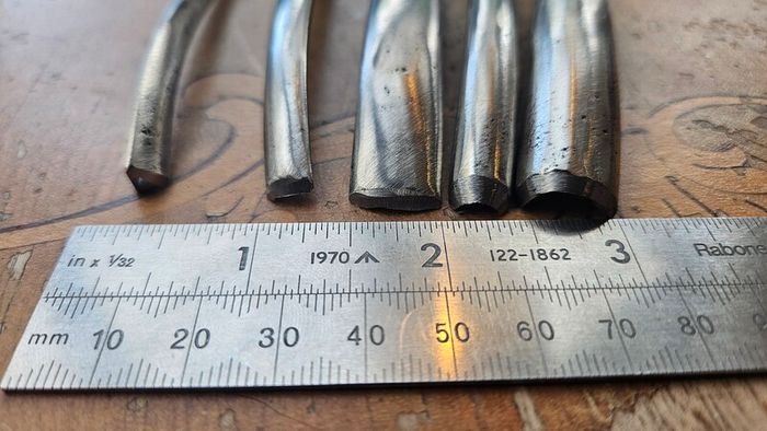 5 Ashley Iles curved carving gouges