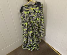 Dressing gown age 11/13