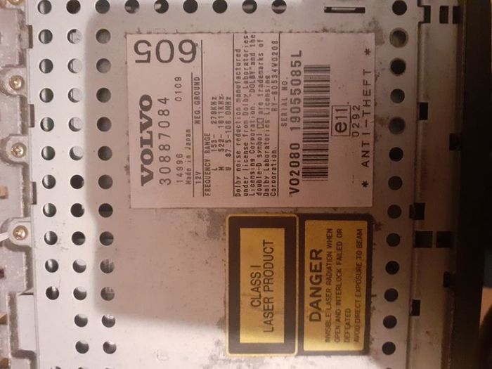 Volvo S40/V40 98-04 radio and cd/cassette player