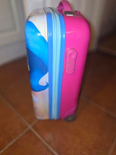 Kids Cabin suitcase