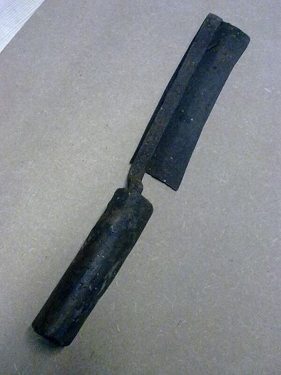 Old blacksmith made Irish thatcher's eave knife