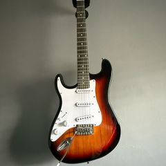 Electric Guitar Sunburst / Left Handed (Gig Bag, Strings, Pick & Cable)