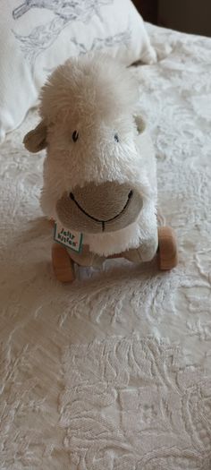 Jellycat (Jellykitten)Truffles the Sheep.