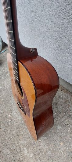 Martin D18v Vintage Series With Original Martin Hard Case.