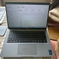 Dell 5440 i5-1235u 256hdd 24gb ram