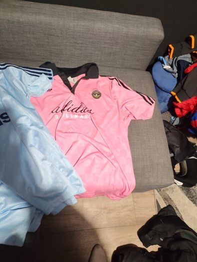 men's Adidas top