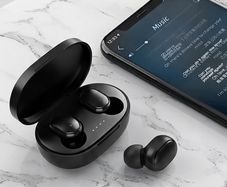 Wireless Earbuds Bluetooth Earphones with Charging Case