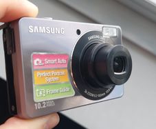 Purple Samsung PL51 Retro Y2K Digital Camera