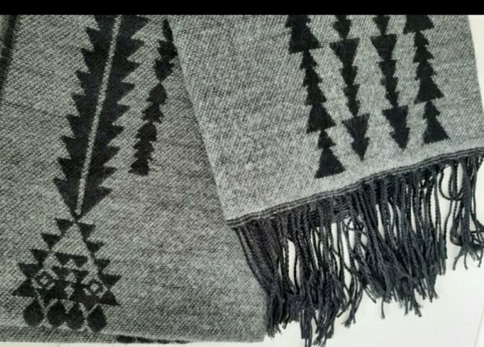 New warm large soft scarf tag attached