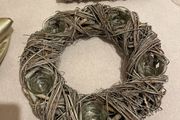 Large wood circular centrepiece