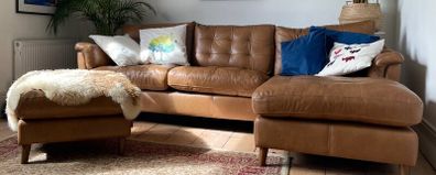 Caseys Furniture 'Alexander & James Newmarket' Le