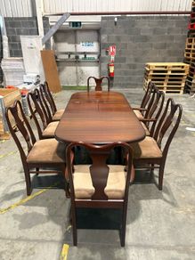 Mahogany Dining Table & Chairs set