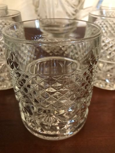 Vintage Jug and 5 glasses