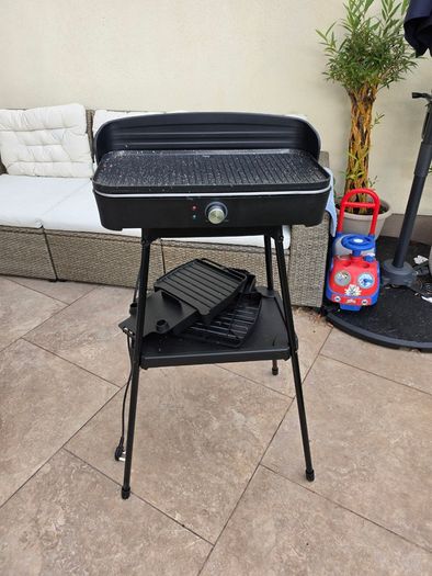 Electric barbecue