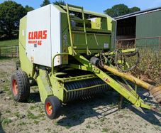 Claas Rollant 46 Baler