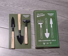 mini gardening tools