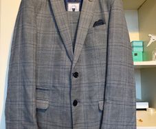 Marc Darcy Three piece Suit