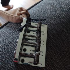 fender  jazz bass bridge
