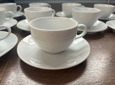10 Coffe cups and saucers plus 4 clear mugs