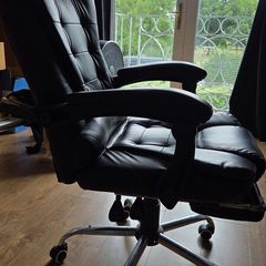Gaming chair